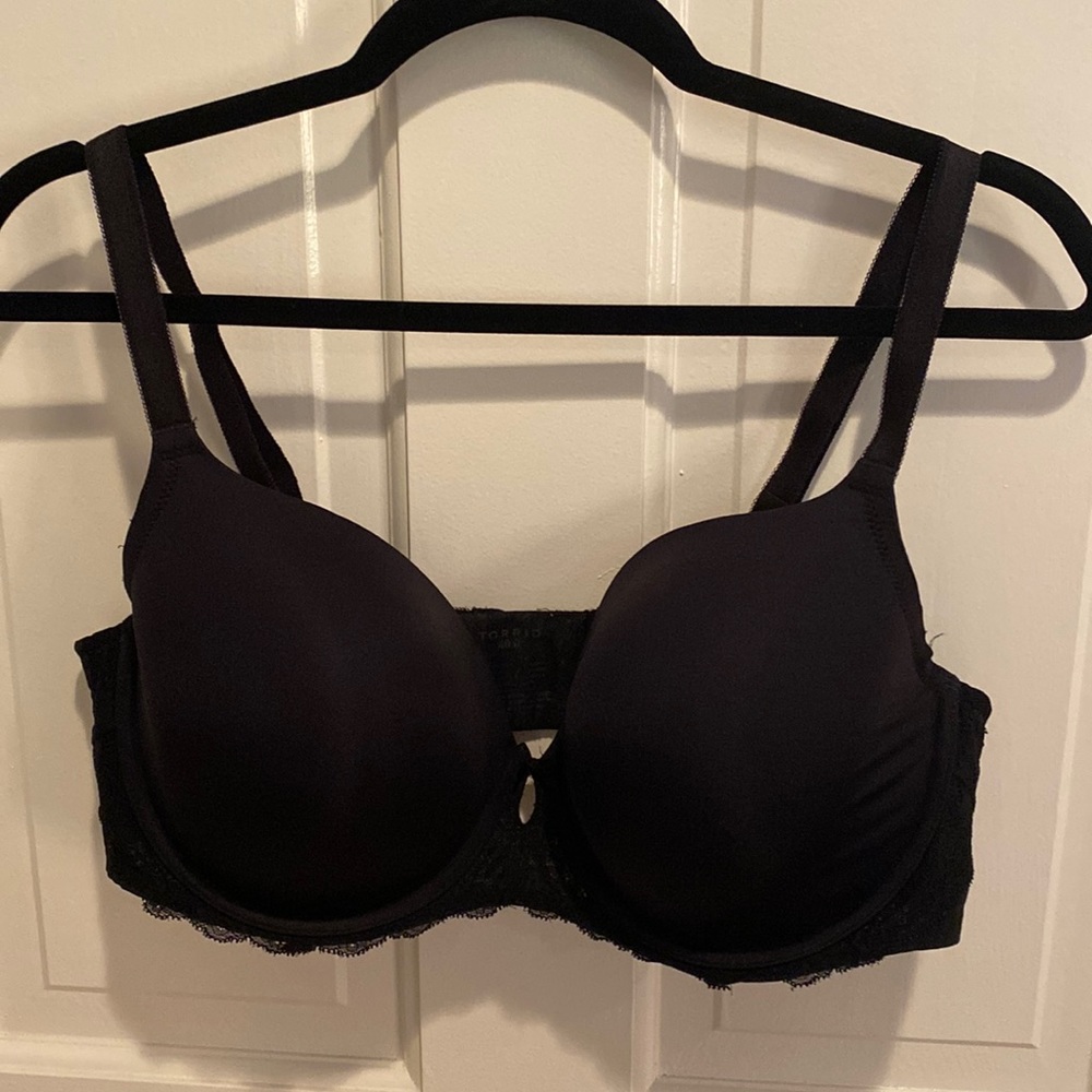 Torrid Sexy T-shirt Bra 40 D